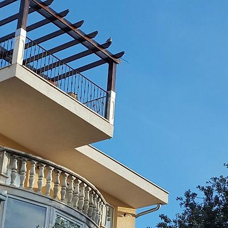 Villa Cezar Kaštel Lukšić Eksteriør billede