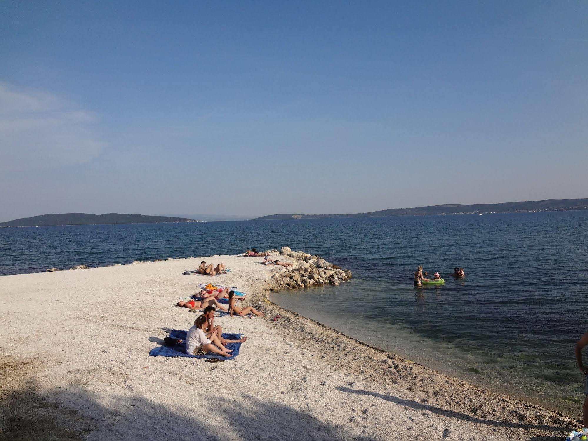 Villa Cezar Kaštel Lukšić Eksteriør billede